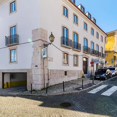 Whome Exclusive In A Prime Location With River View * Lissabon