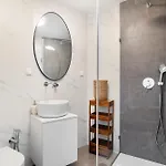 Whome Exclusive In A Prime Location With River View