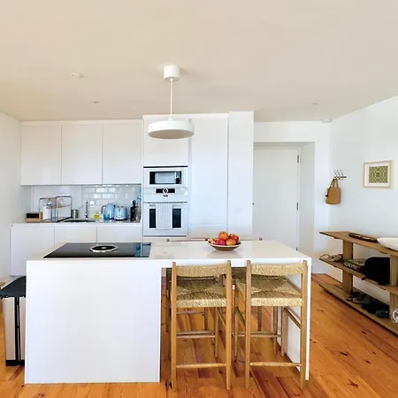 Apartment Whome Exclusive In A Prime Location With River View *
