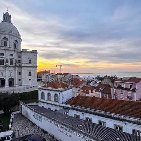 Whome Exclusive In A Prime Location With River View Apartment Lisbon